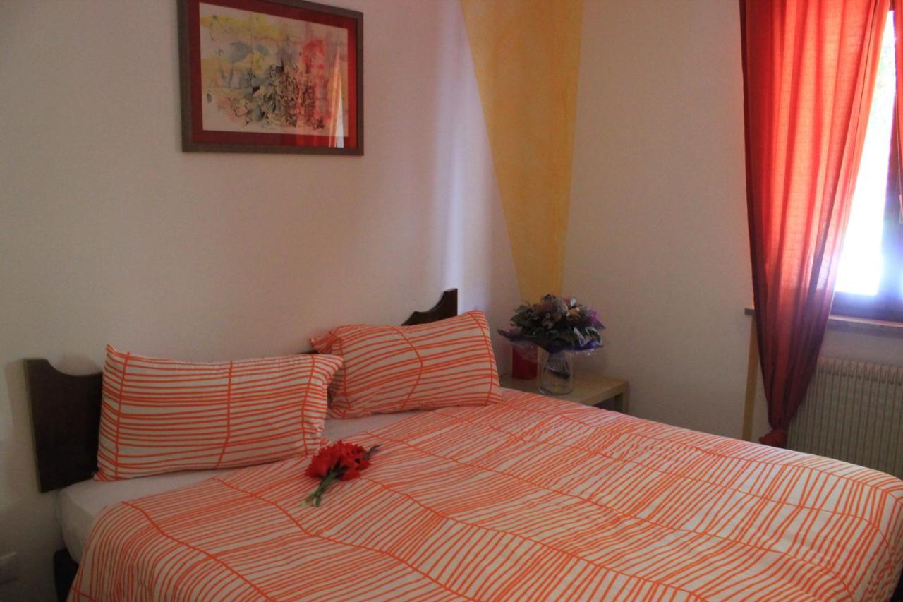Albergo Alla Posta Anduins Exteriör bild